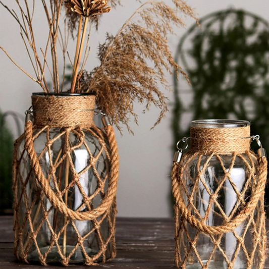 Handgeweven Henneptouw Glazen Vaas – Boho Chic Tafeldecoratie