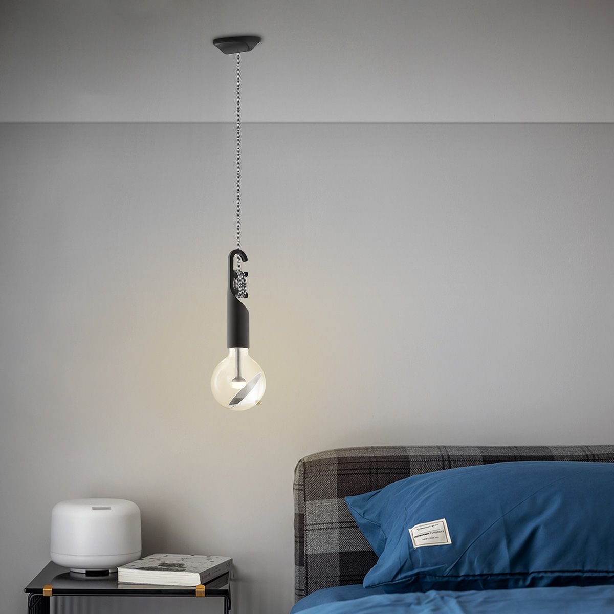 Home Sweet Home Hanging lamp Move Me - Twist Cone 5.5W 2700K black-silver