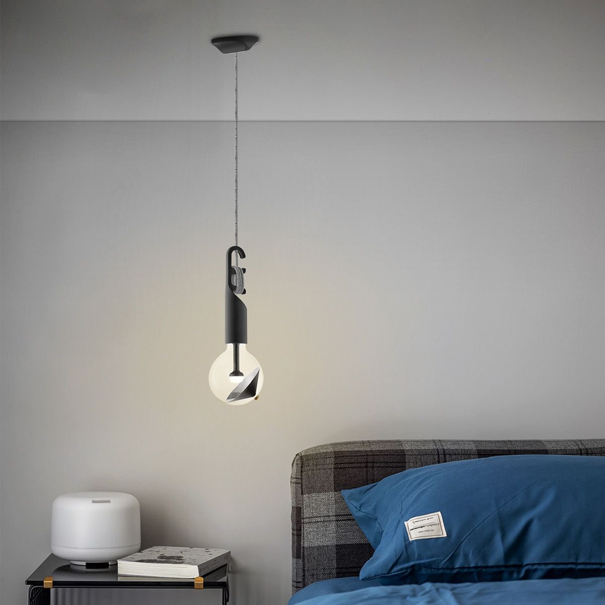 Home Sweet Home Hanging lamp Move Me - Twist Cone 5.5W 2700K black-black